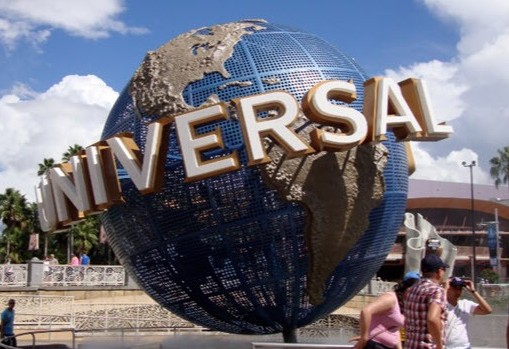 universal globe